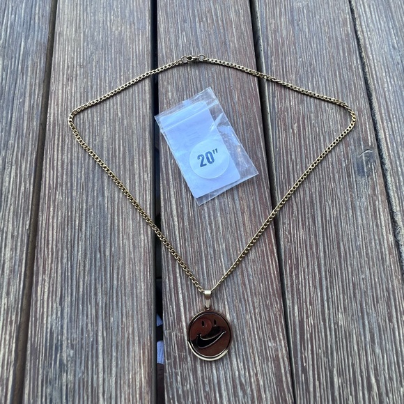 Nike Gold Chain 20” Smiley Swoosh Logo Have a Nike Day - Picture 4 of 4